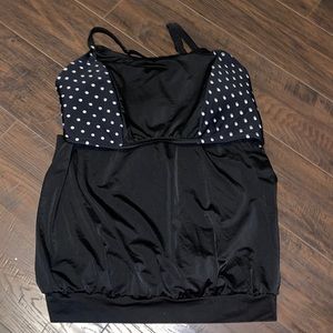 Cacique Swim- Takini top Sz 22